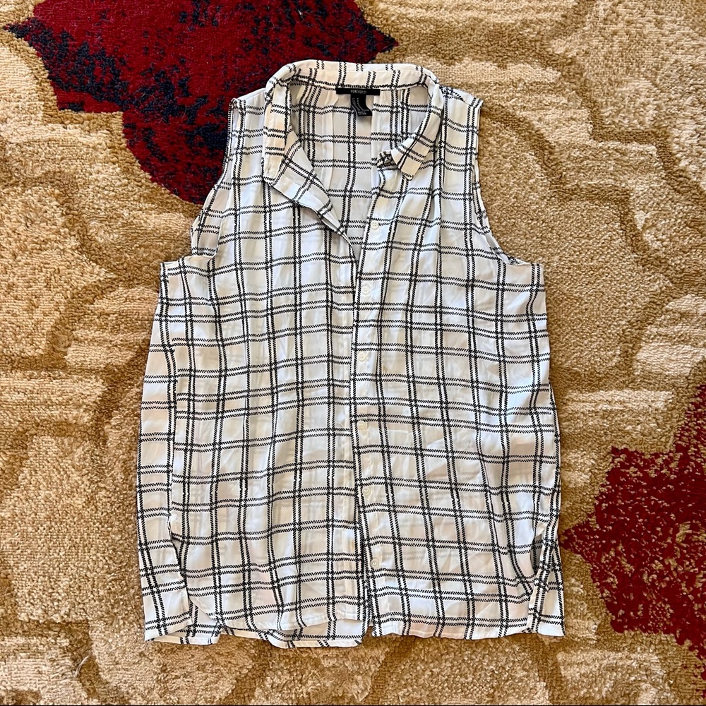 Forever 21 Checkered Sleeveless Top Size M